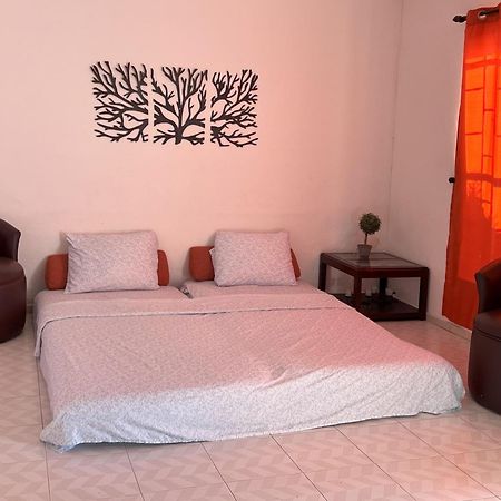 Casa Leonor. 2 Cuartos, 2 Banos, Cocina, Cochera. Valladolid  Dış mekan fotoğraf