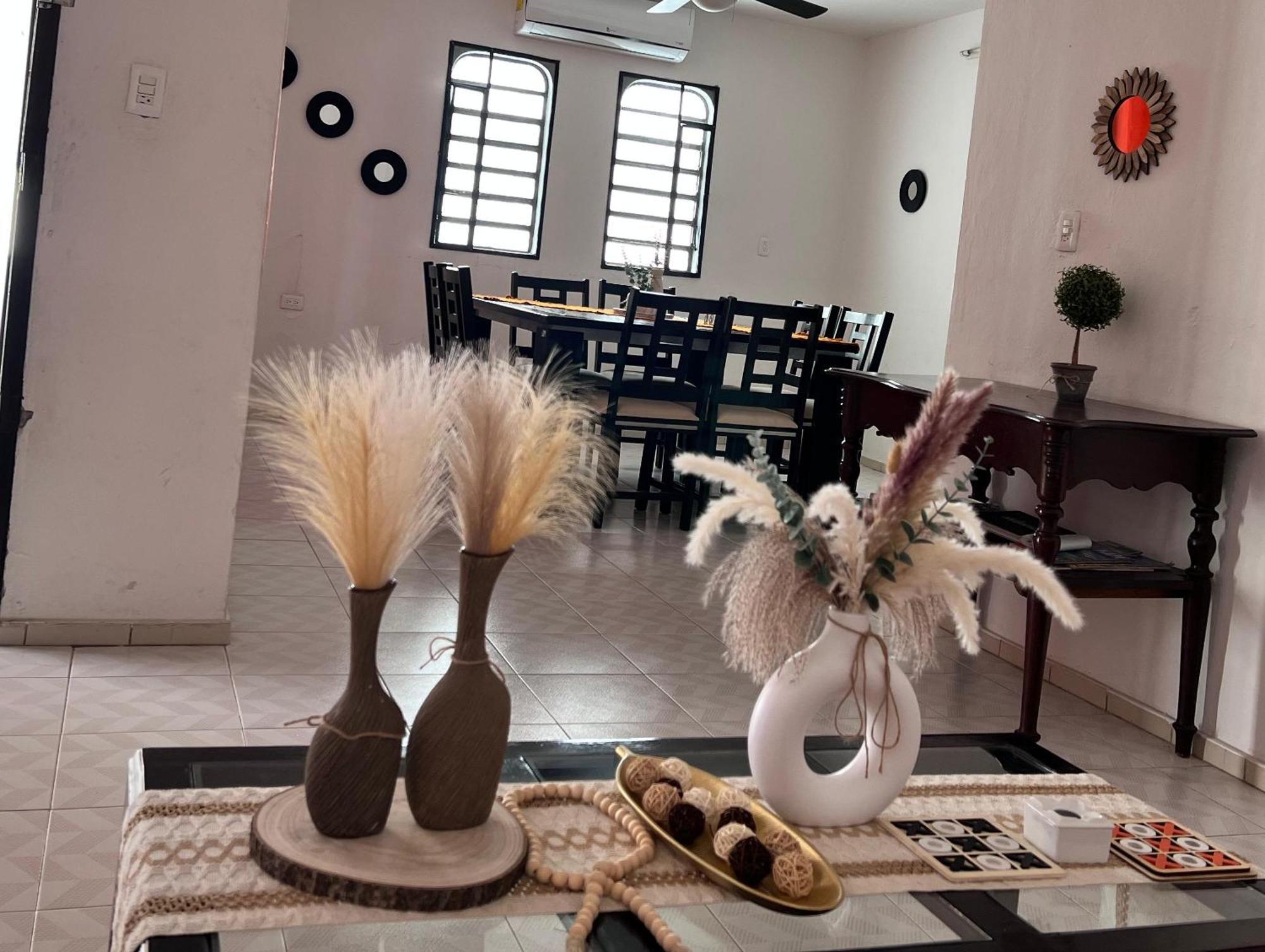 Casa Leonor. 2 Cuartos, 2 Banos, Cocina, Cochera. Valladolid  Dış mekan fotoğraf